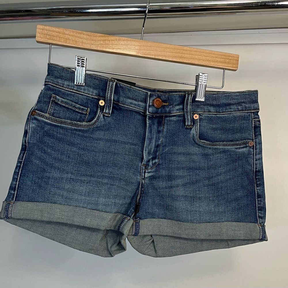 NWT Blank NYC The Fulton Roll Up Short size 26 - Picture 2 of 4